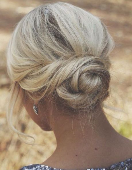 Chignon bas cheveux long