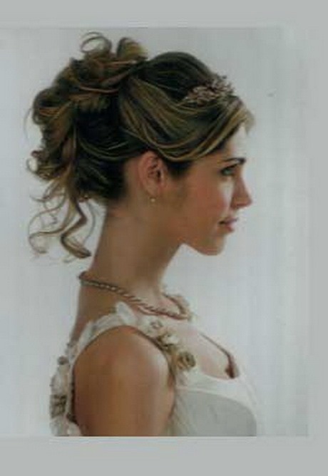 Chignon cheveux mi long pour mariage