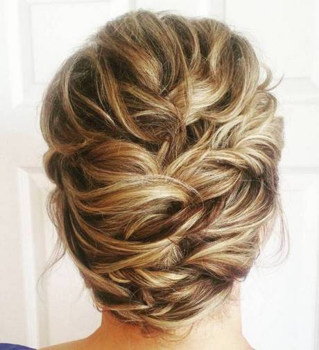 Chignon cheveux tres long