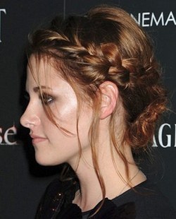 Chignon décoiffé tresse