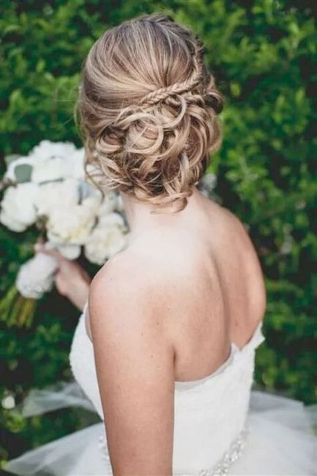 Chignon mariage flou