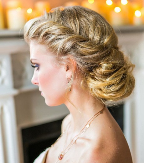 Coiffure chignon flou mariage