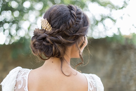 Coiffure chignon flou mariage