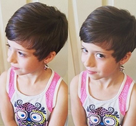 Coiffure courte pour petite fille