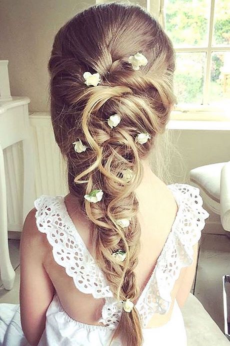 Coiffure de mariage pour fille