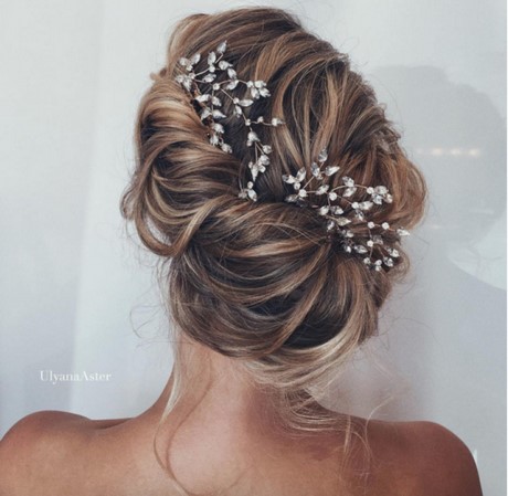 Coiffure mariage boucle et tresse