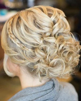 Coiffure mariage boucle et tresse