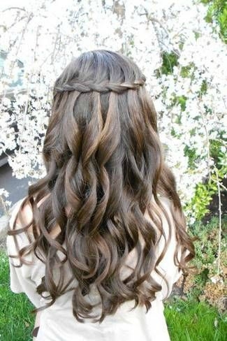 Coiffure mariage boucle et tresse