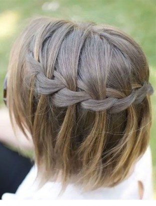 Coiffure mariage cheveux mi long avec tresse