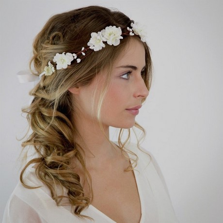 Coiffure mariage coupe courte