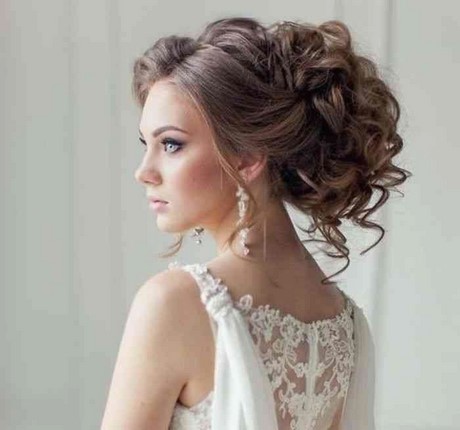 Coiffure mariage simple cheveux long