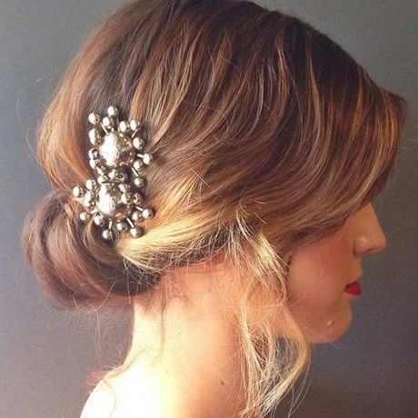 Modèle coiffure mariage chignon bas