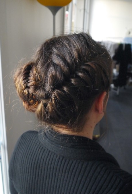 Tresse collée chignon