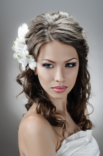 Belle coiffure pour un mariage