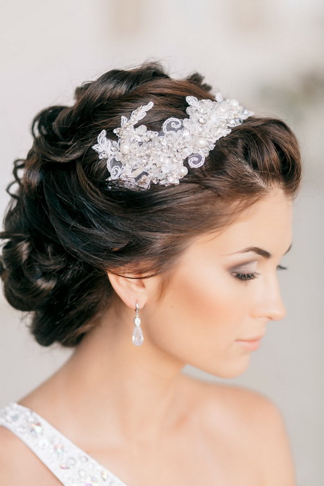 Chignon mariée brune