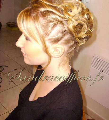 Chignon pour mariage cheveux court