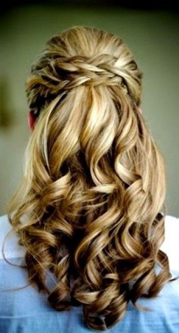 Coiffure mariage cheveux longs lachés bouclés