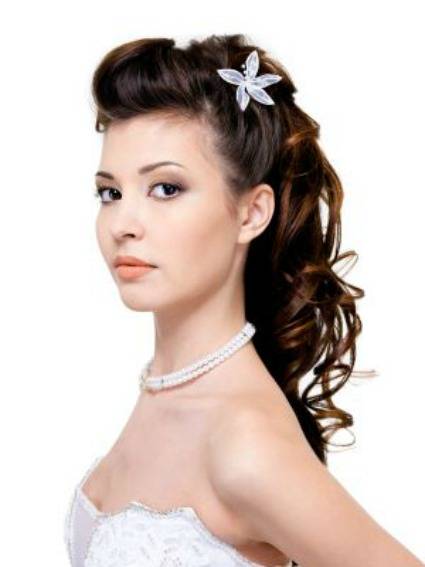 Coupe de cheveux long pour mariage