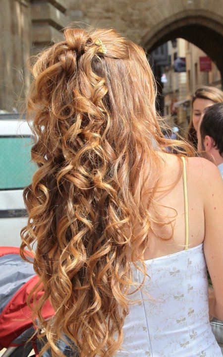 Coupe de cheveux pour invité mariage