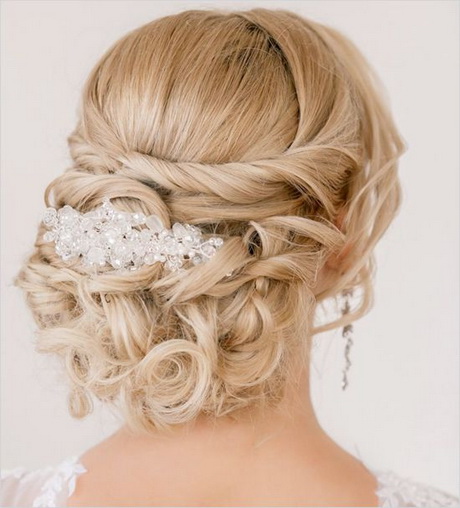 Modele coiffure chignon mariage