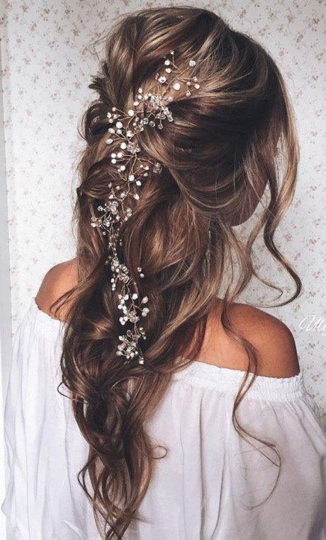 Coiffure mariage champetre cheveux long