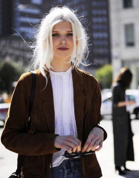 Coupe cheveux blancs femme 50 ans