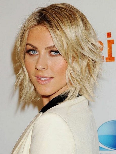 Coupe cheveux mi long blond femme