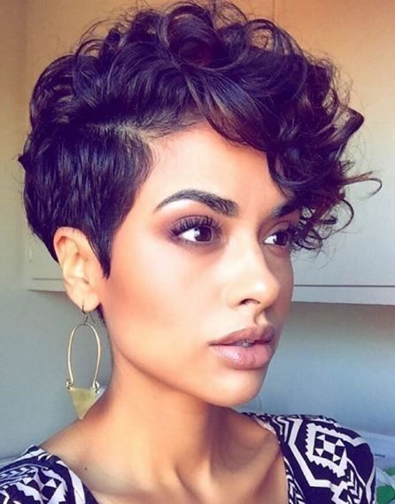 Coupe courte femme grosse