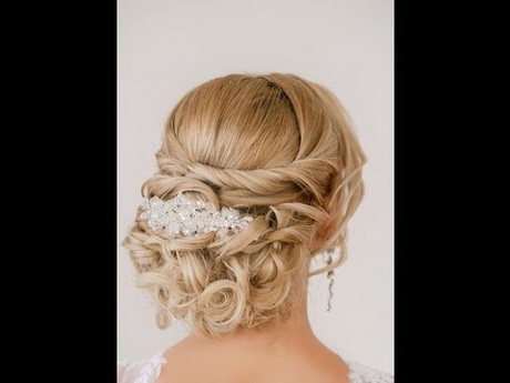 Coiffure tendance mariage 2017