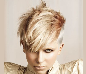 Coupe de cheveux tendance pour femme