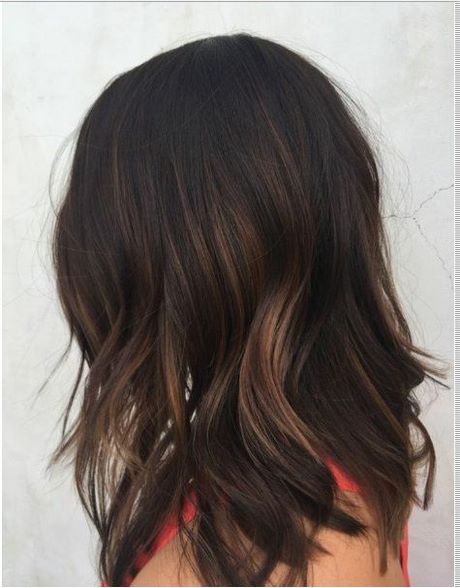 Cheveux mi long balayage