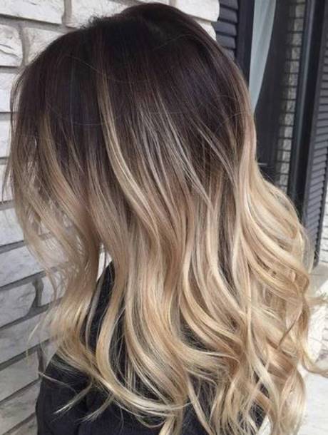 Cheveux mi long meche blonde