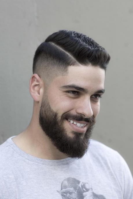 Coupe cheveux homme long dessus court coté