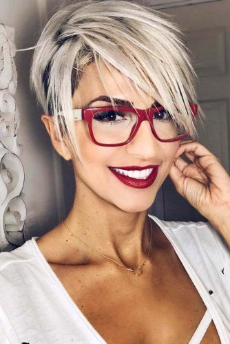 Coupe pixie cut