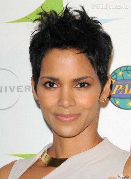 Halle berry cheveux courts