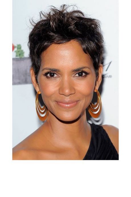 Halle berry coupe courte
