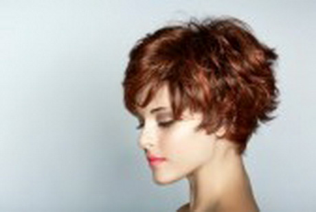 Belles coupes de cheveux courts