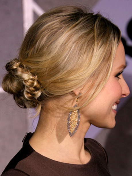 Chignon avec cheveux courts