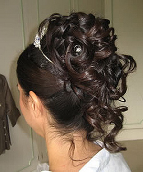 Chignon boucles mariage