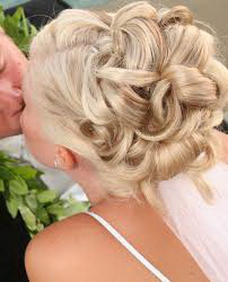 Chignon classe mariage