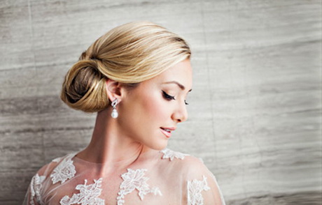 Chignon de coté mariage