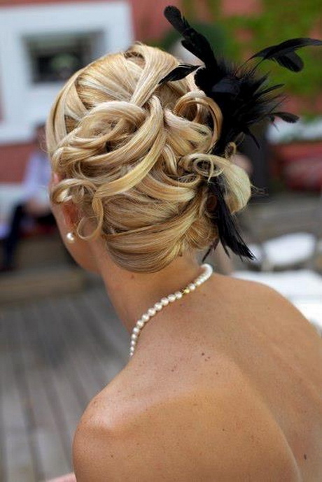 Chignon moderne mariage