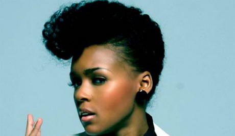 Coiffure afro femme