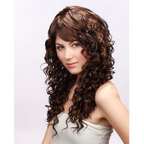 Coiffure cheveux long boucles