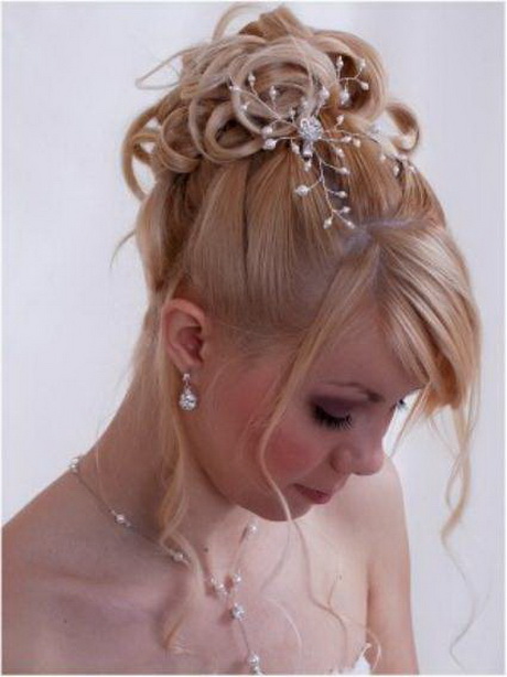 Coiffure de mariage avec voile