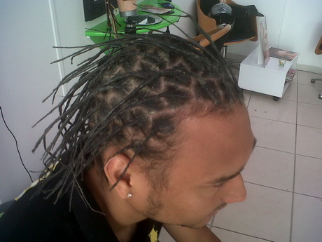 Coiffure dreadlocks homme