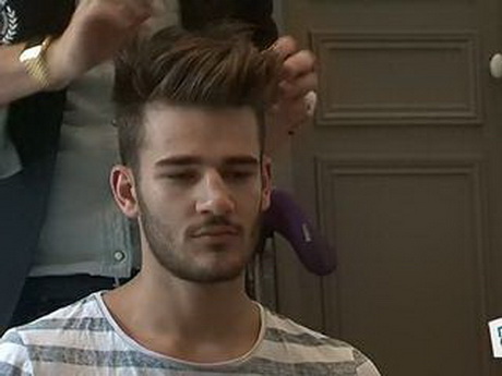 Coiffure homme banane