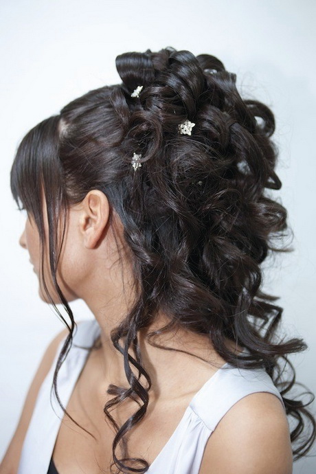 Coiffure pour la mariée