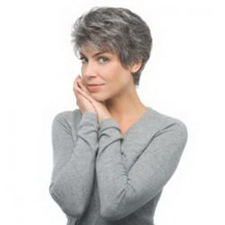 Coupe cheveux gris femme