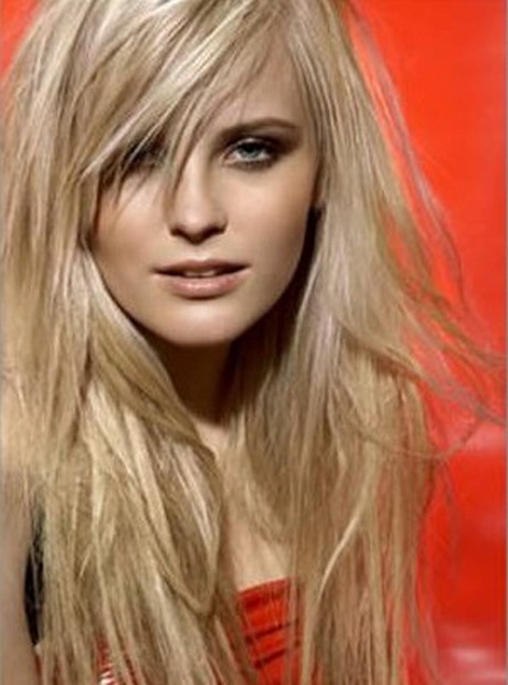 Coupe cheveux long blond